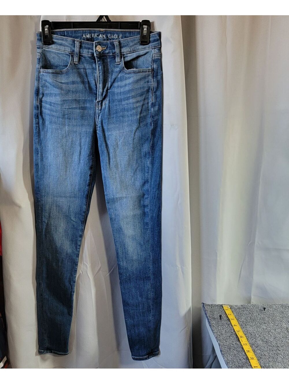 High-Rise American Eagle Outfitters Skinny Jeans Size - 2 Long